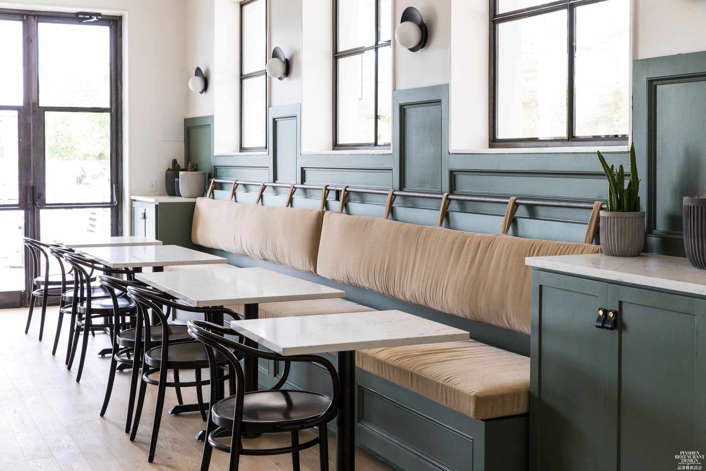 餐廳室內(nèi)設(shè)計(jì)-3